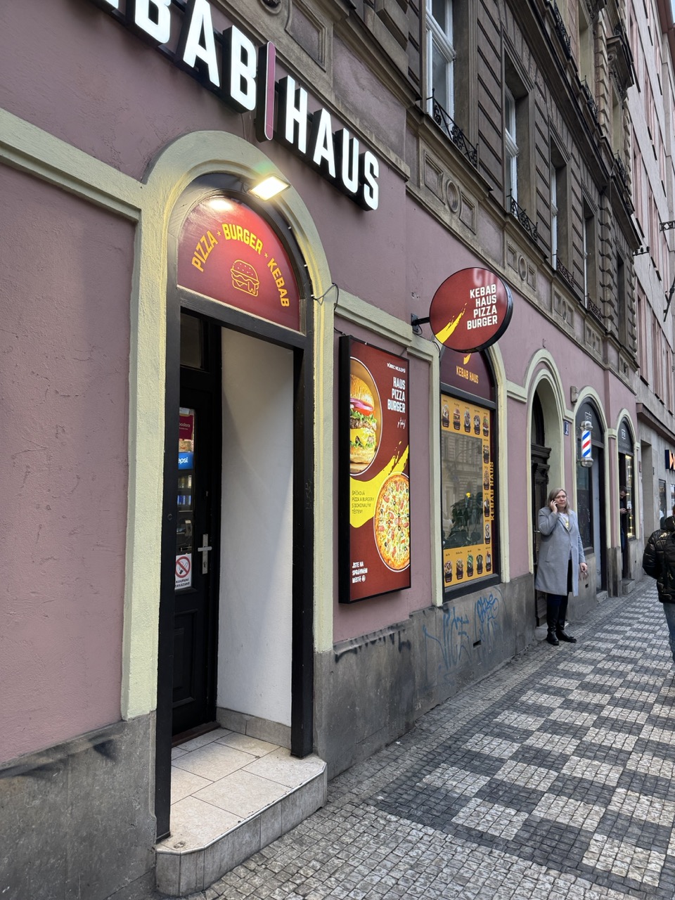 Zvonku normalne tradicne